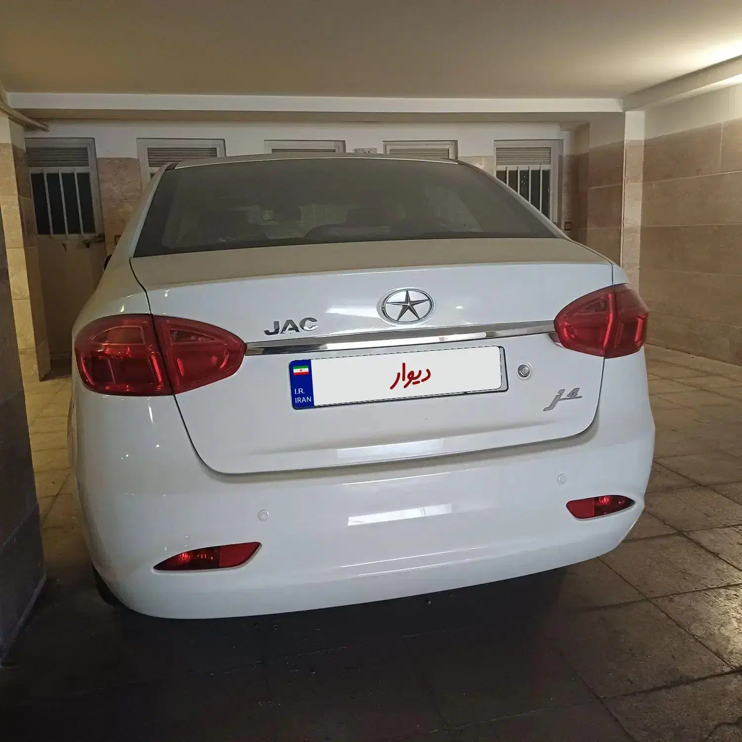 جک J4 اتوماتیک آپشنال - 1402