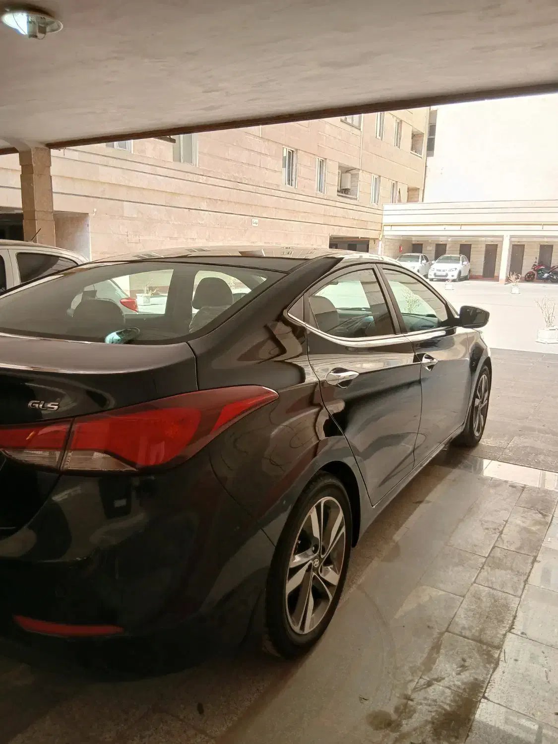 هیوندای النترا 1.8 لیتر - 2015