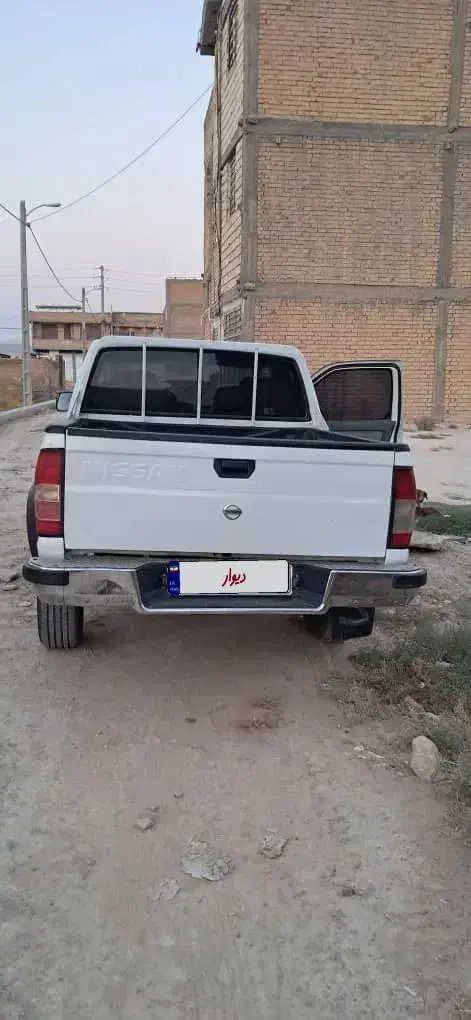 نیسان پیکاپ دو کابین دنده ای - 1388