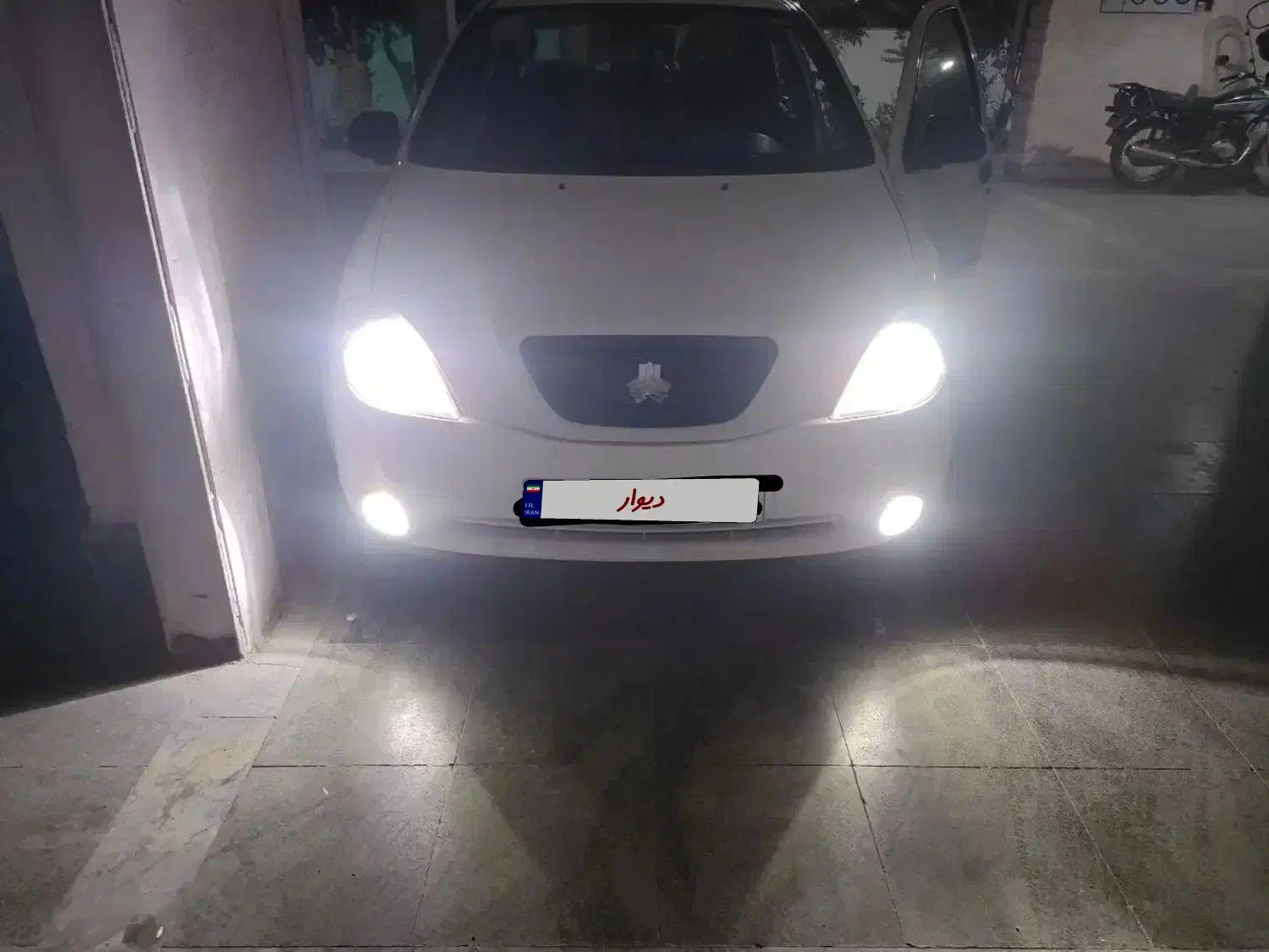 تیبا صندوق دار SX - 1399