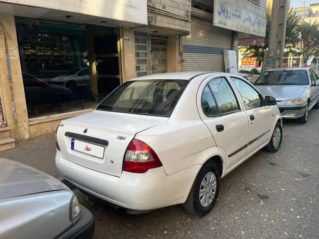 تیبا صندوق دار SX - 1392