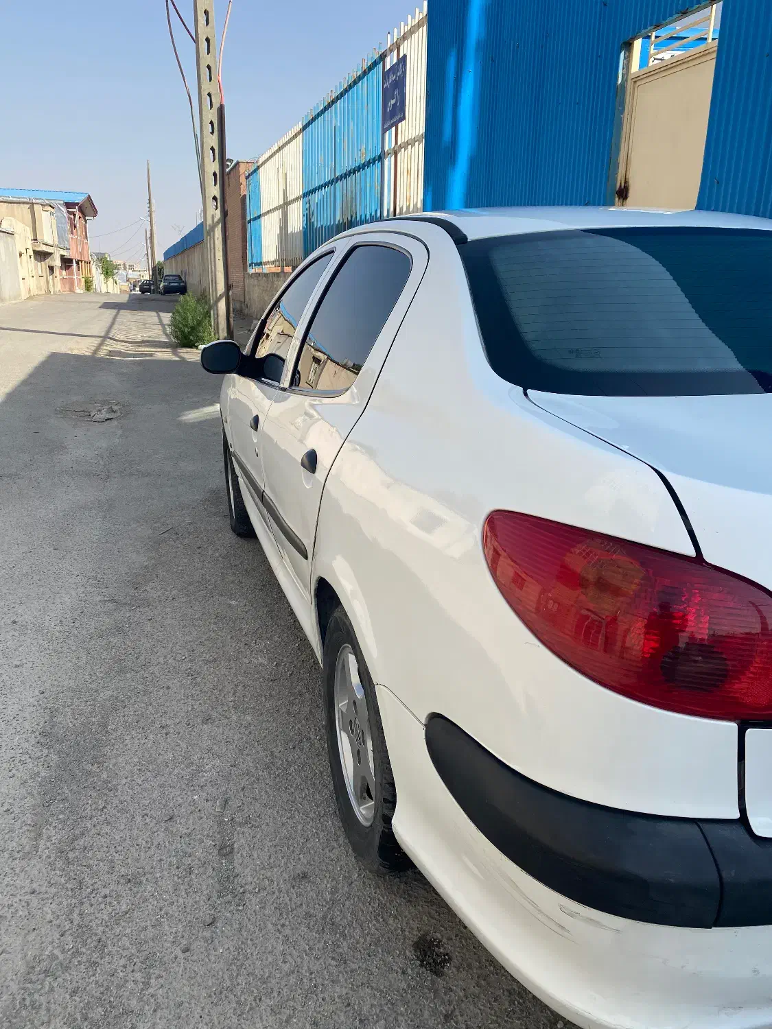 پژو ۲۰۶ صندوق دار v8 - 1396