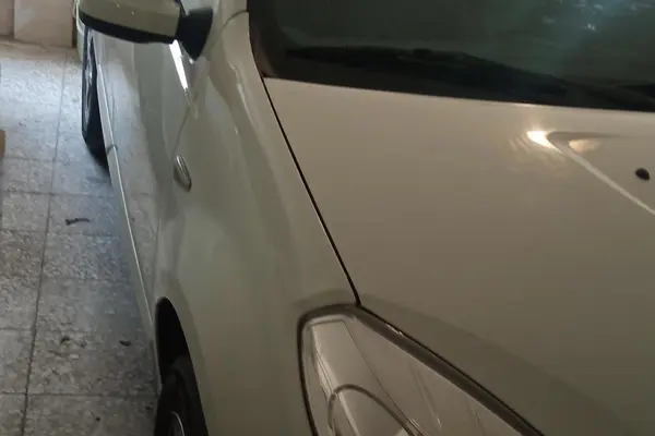 رنو ساندرو اتوماتیک - 1395