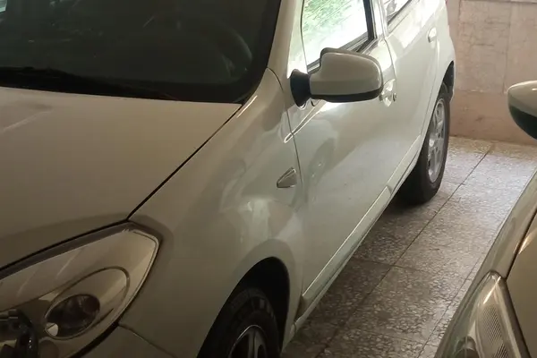 رنو ساندرو اتوماتیک - 1395