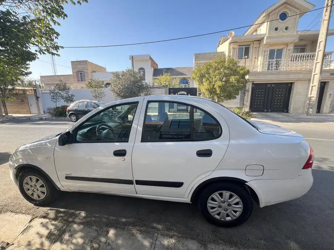 تیبا صندوق دار SX - 1392