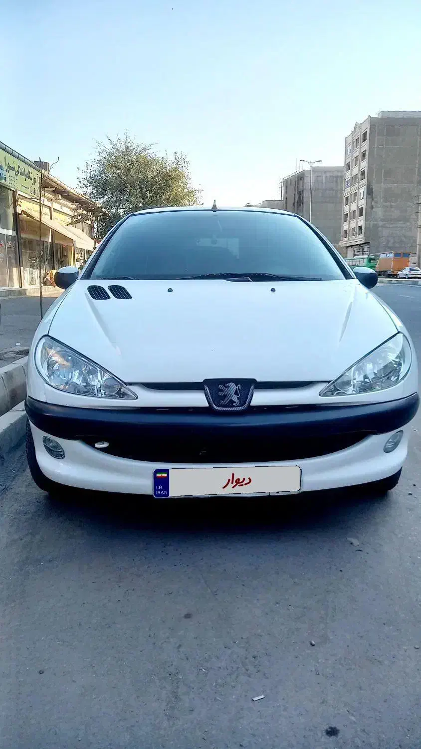 پژو ۲۰۶ صندوق دار v8 - 1396