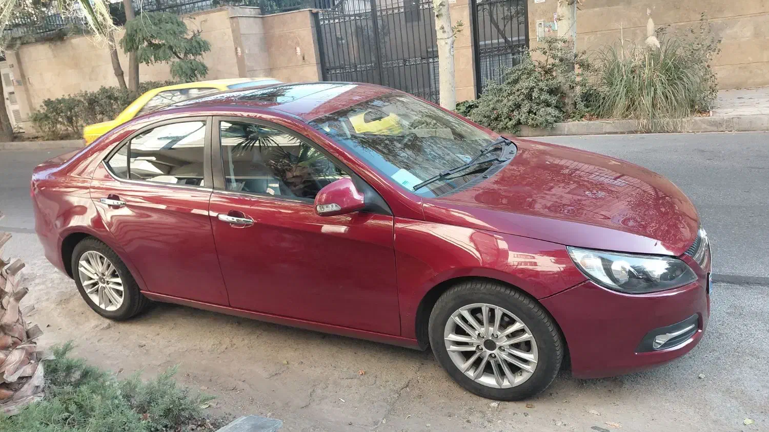 جک J5 اتوماتیک - 1394