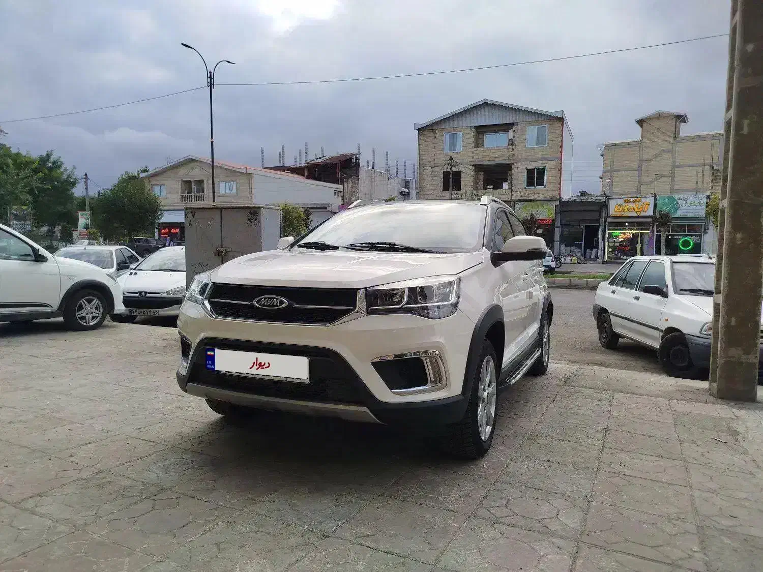 ام وی ام X22 دنده ای اسپرت لاکچری - 1401