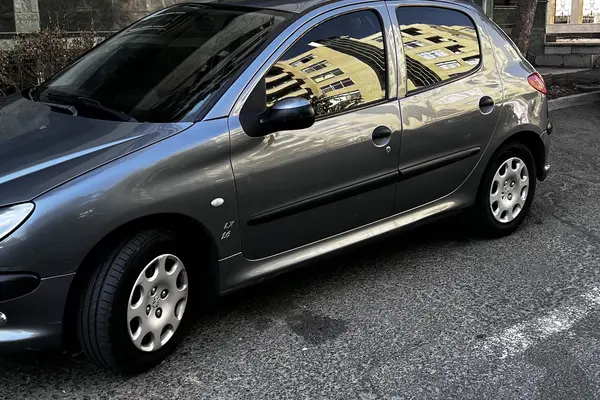 پژو 206 تیپ 5 - 1396