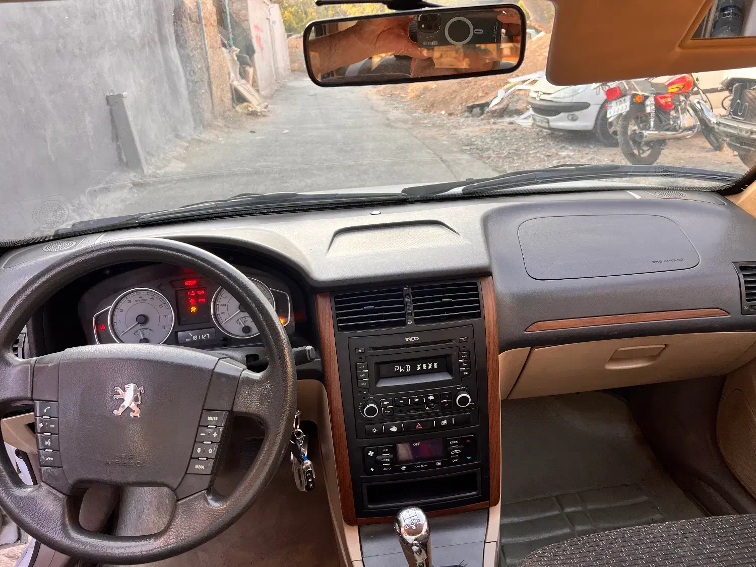 پژو پارس سال - 1393