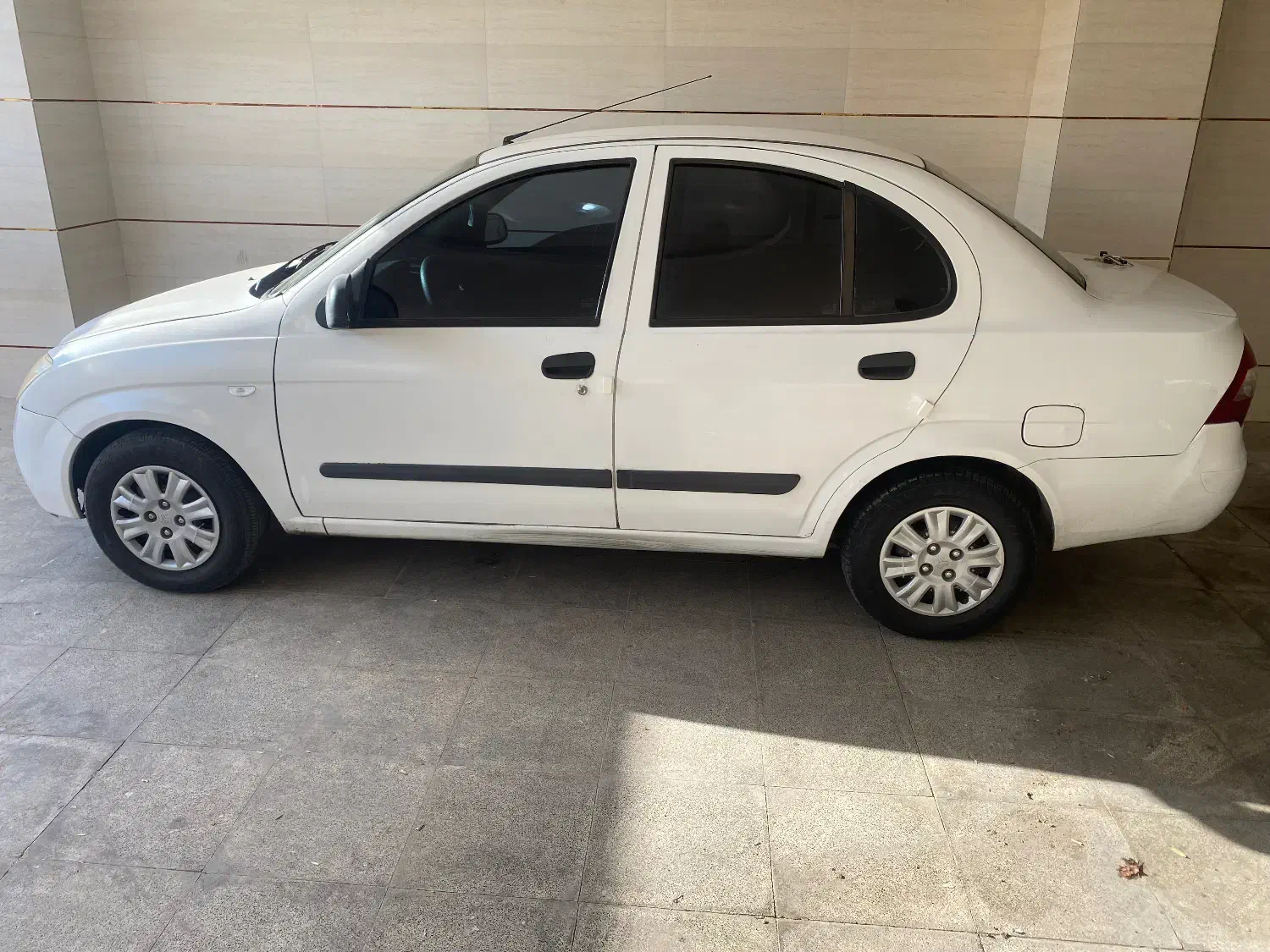 تیبا صندوق دار SX - 1391