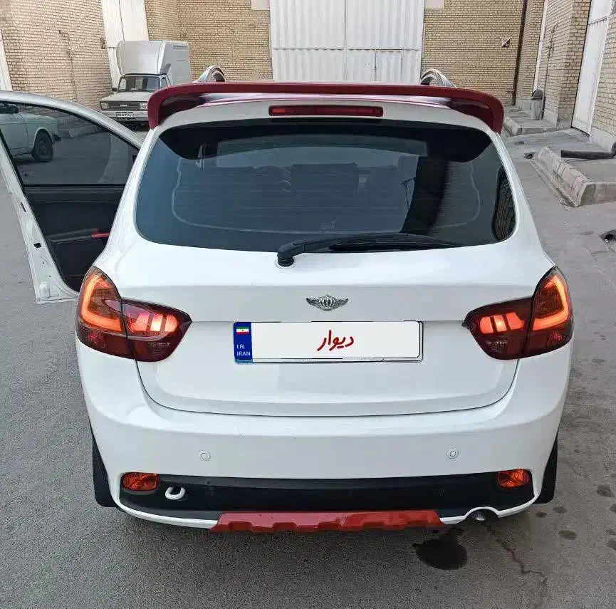 کوییک R دنده‌ای - 1402