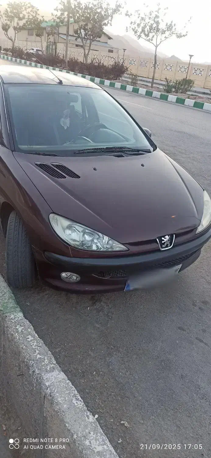 پژو ۲۰۶ صندوق دار v8 - 1386