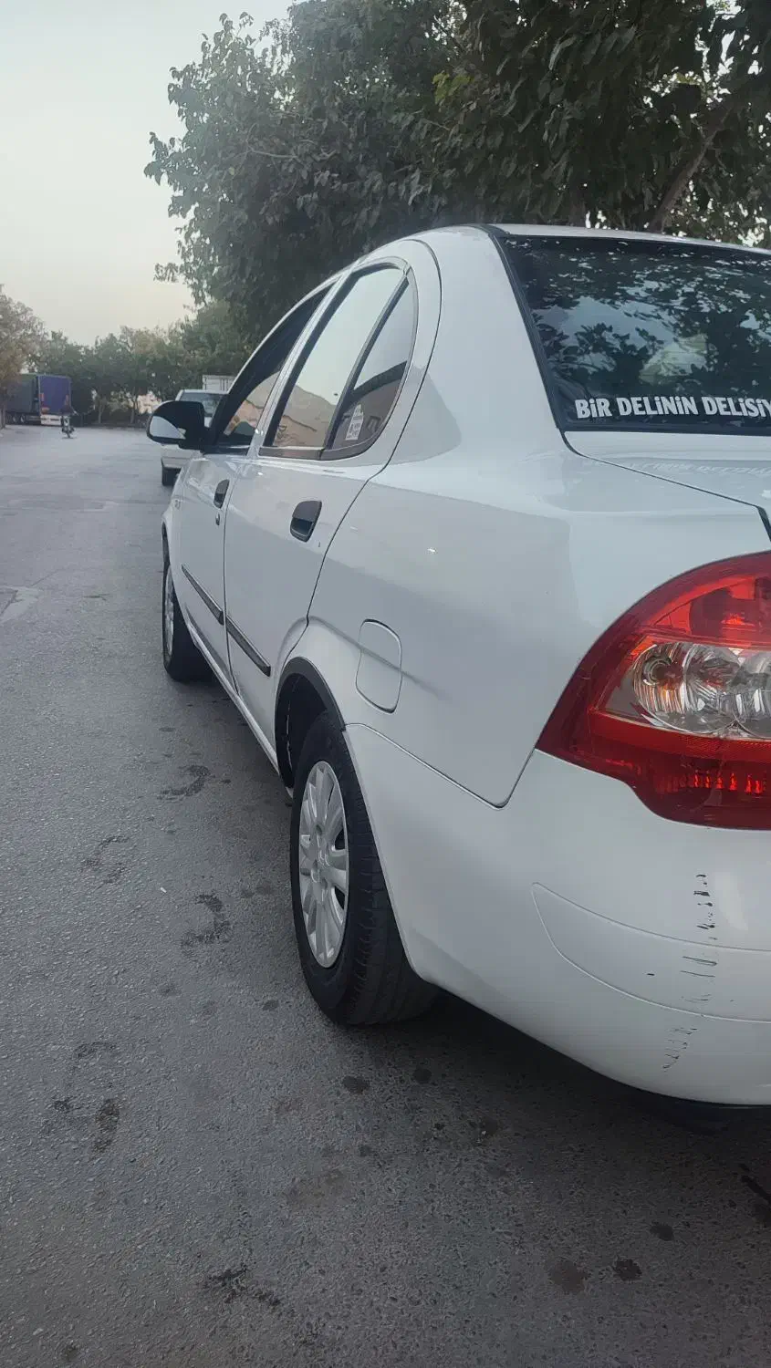 تیبا صندوق دار SX - 1401