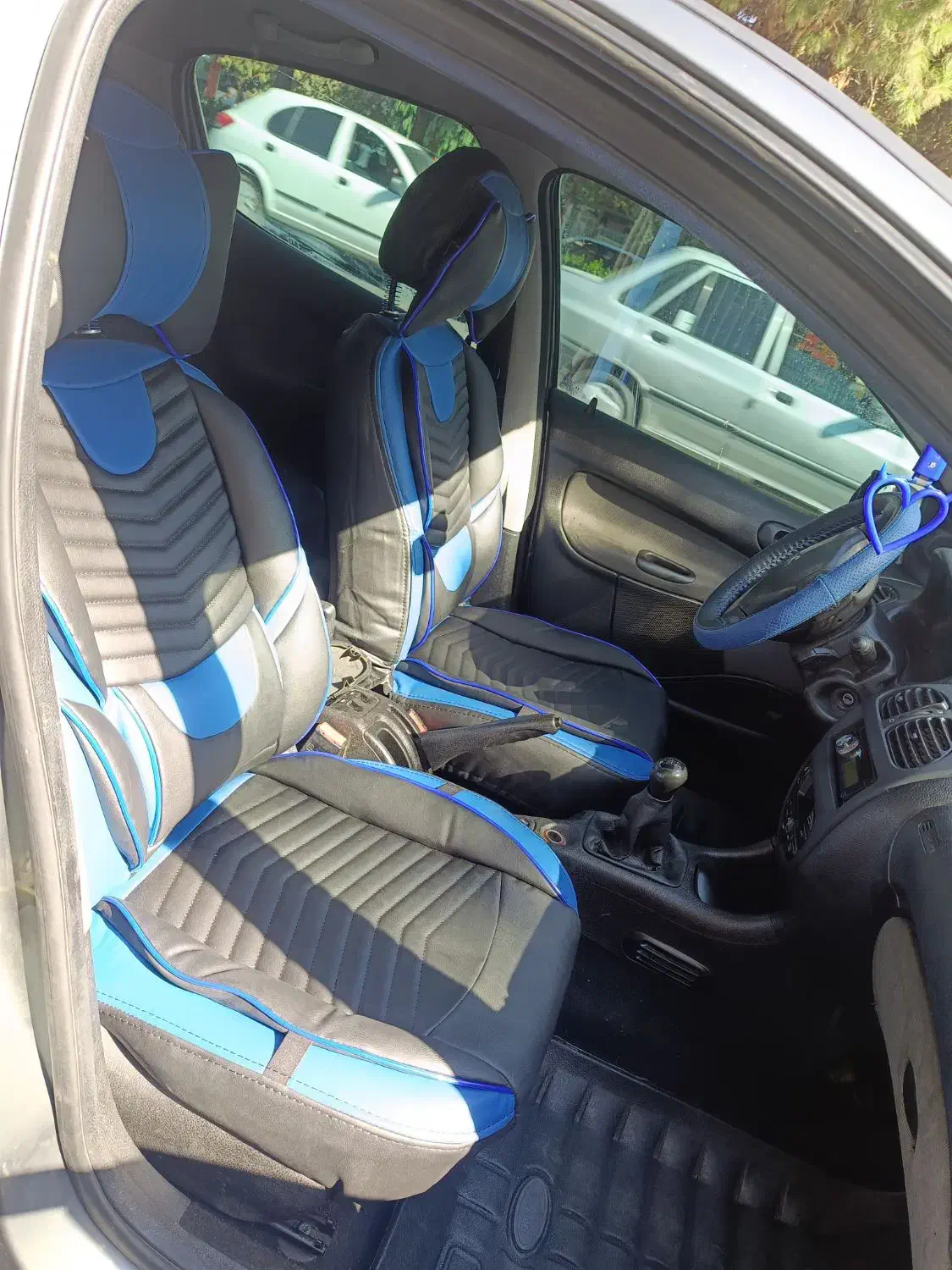 پژو 206 تیپ 3 - 1390