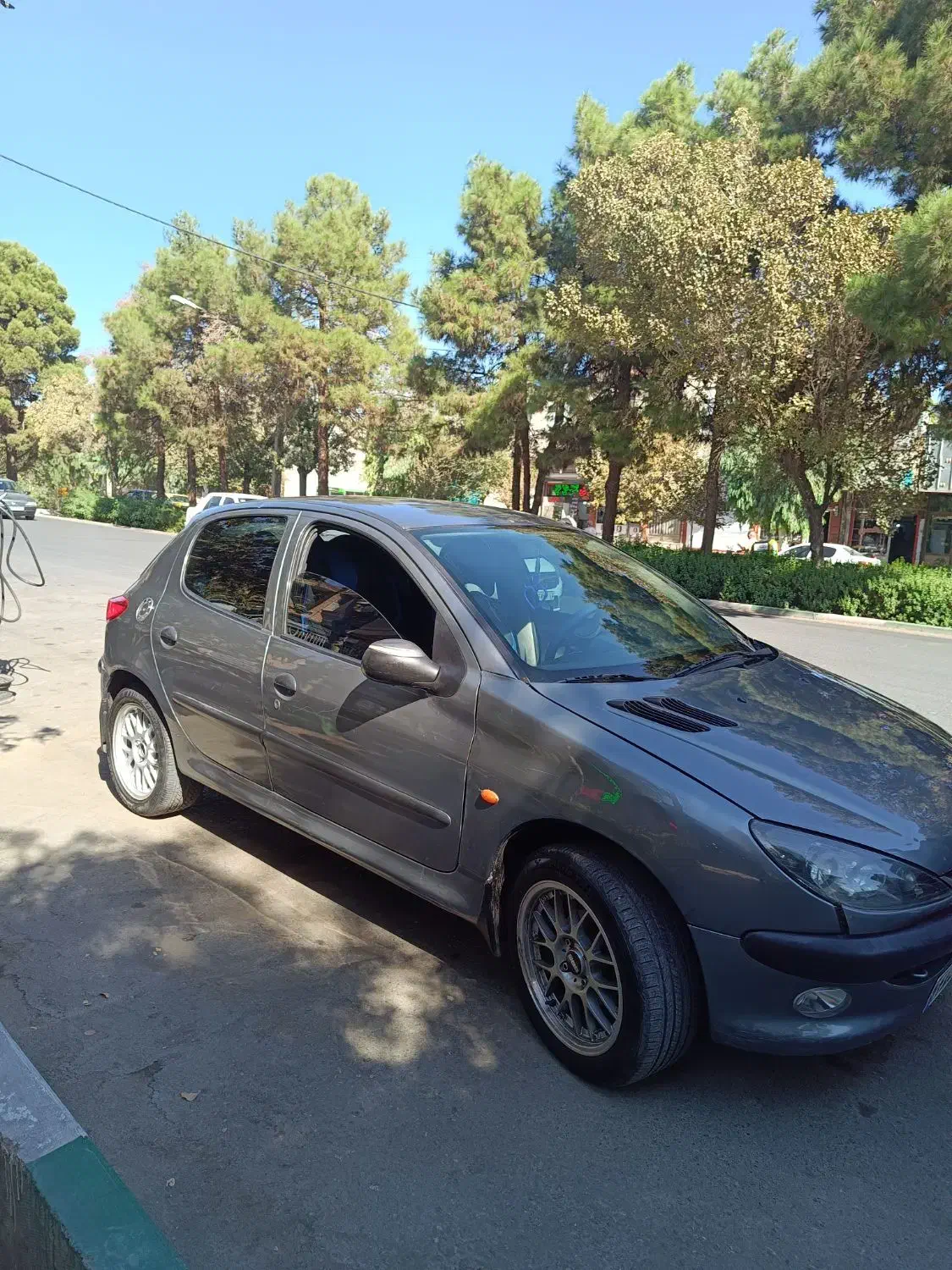 پژو 206 تیپ 3 - 1390