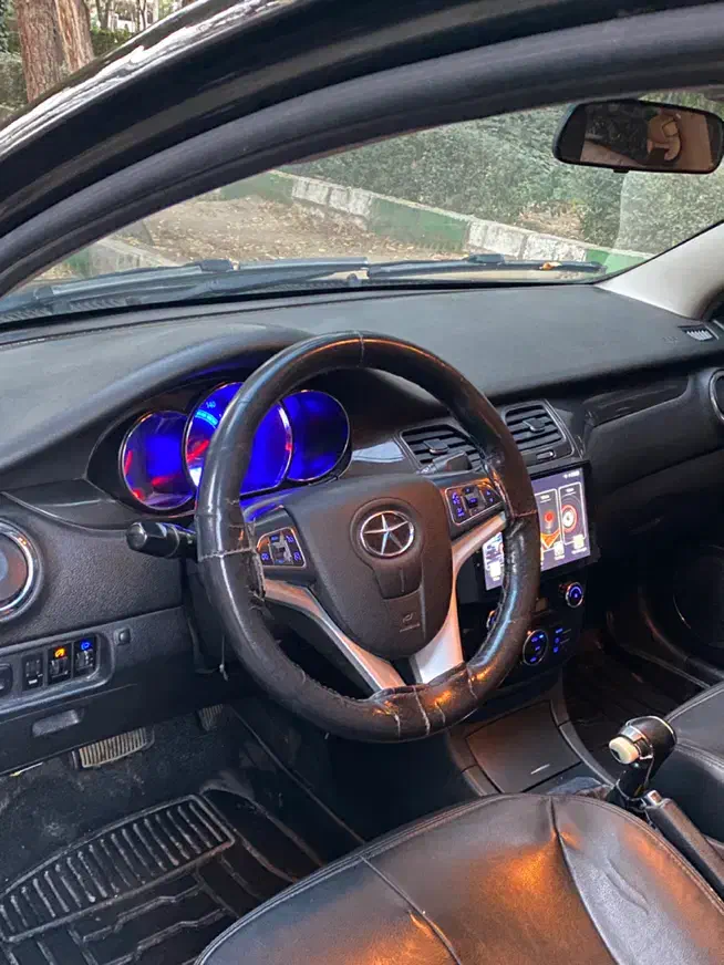 جک J5 اتوماتیک - 1396