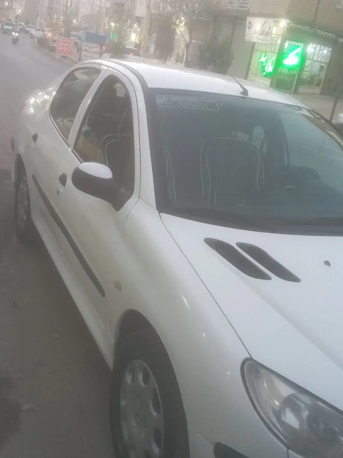 پژو ۲۰۶ صندوق دار v8 - 1394