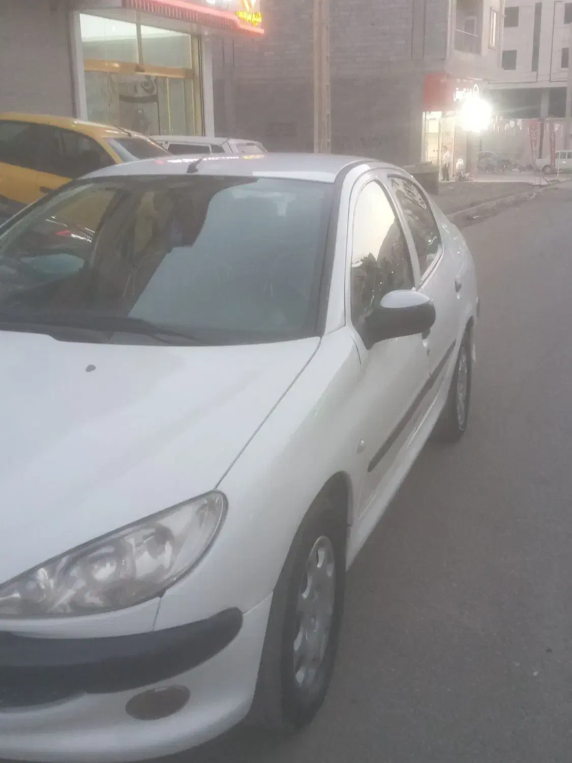 پژو ۲۰۶ صندوق دار v8 - 1394