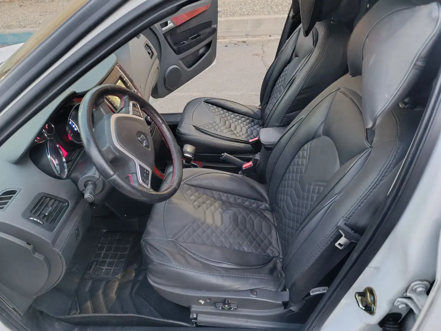 دنا پلاس توربو اتوماتیک - 1401