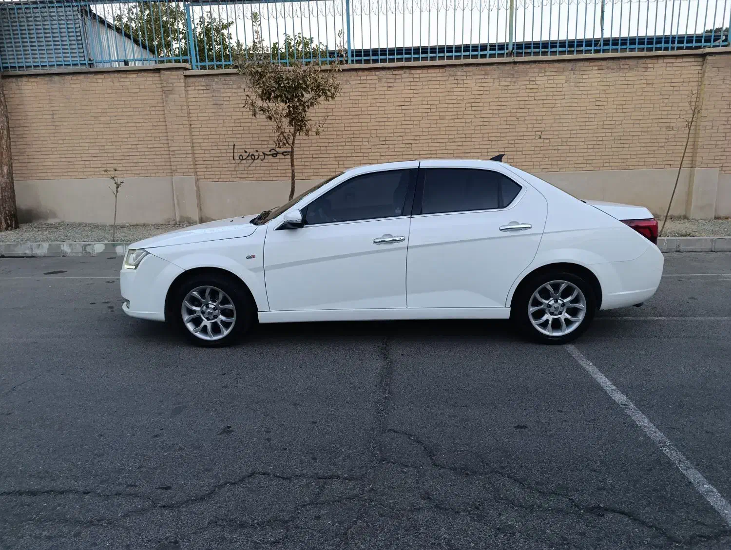 دنا پلاس توربو اتوماتیک - 1401