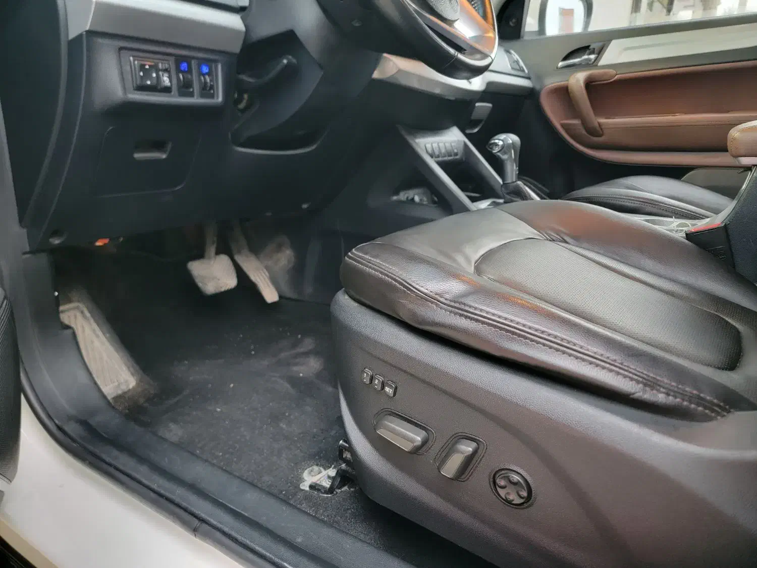 جک S5 اتوماتیک - 1402