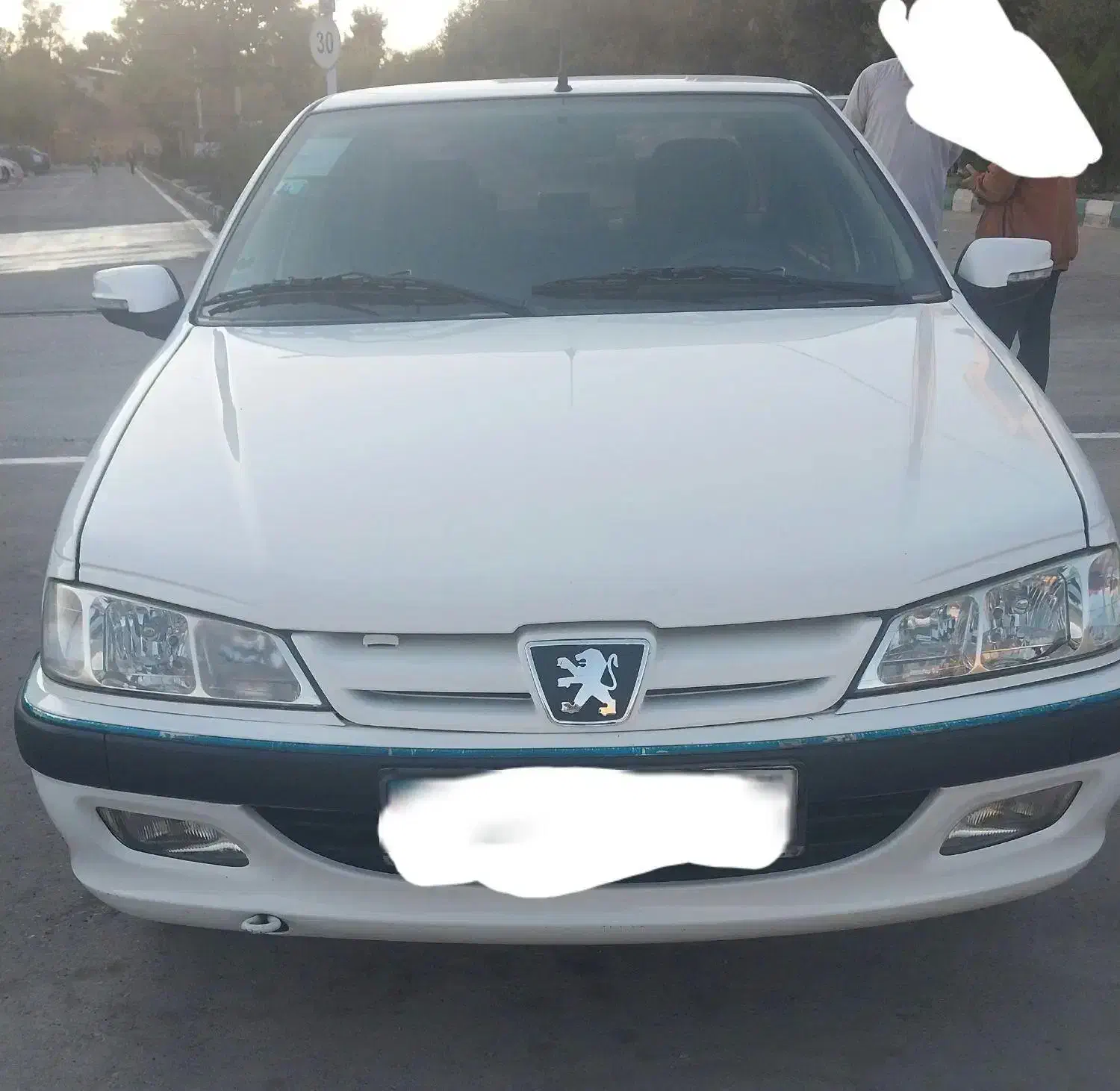 پژو پارس XU7P - 1400