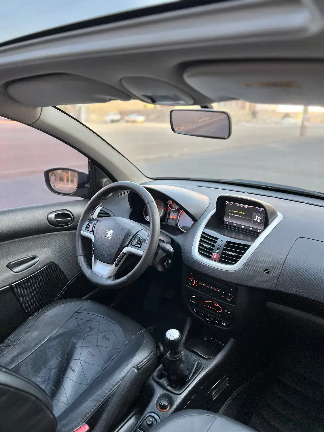 پژو 207 پانوراما دنده‌ای - 1401