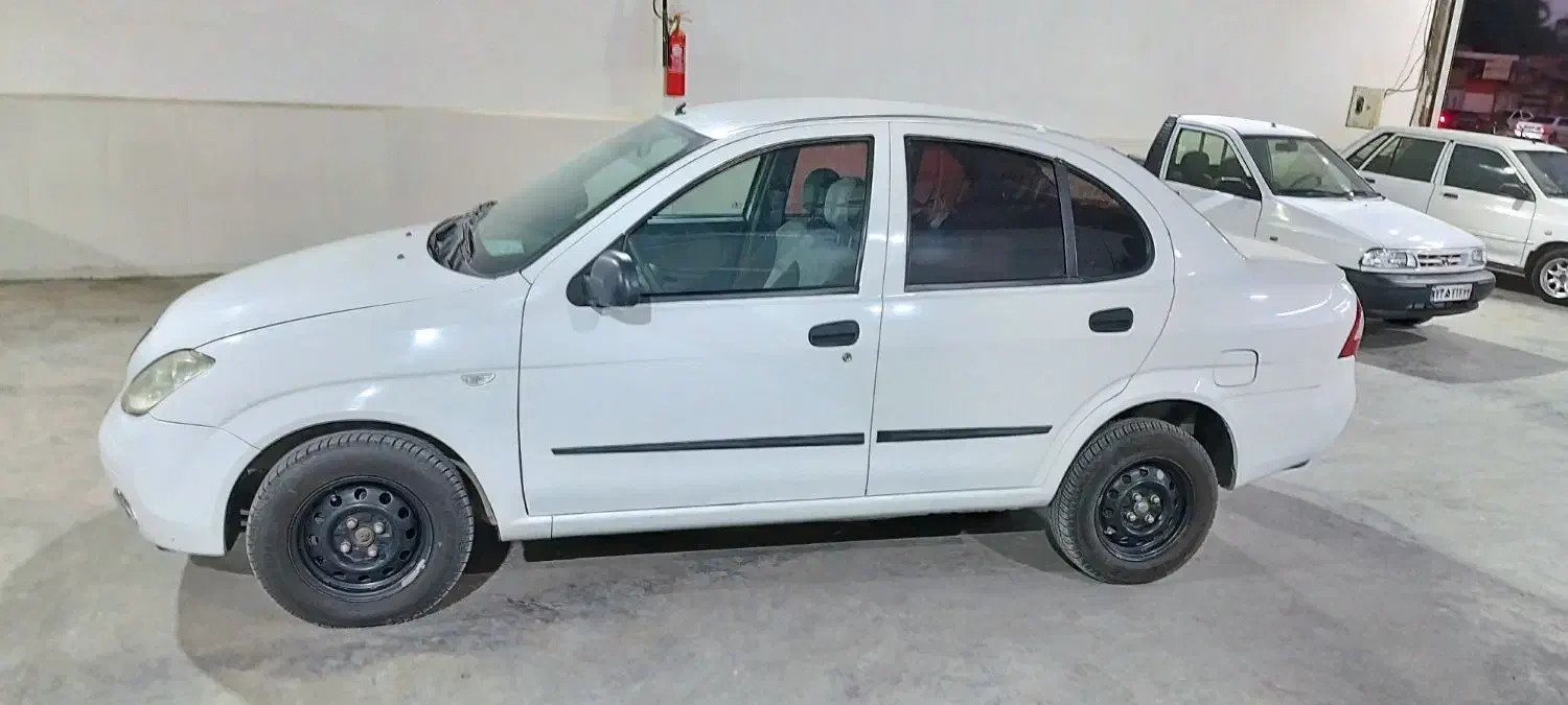 تیبا صندوق دار SX - 1400