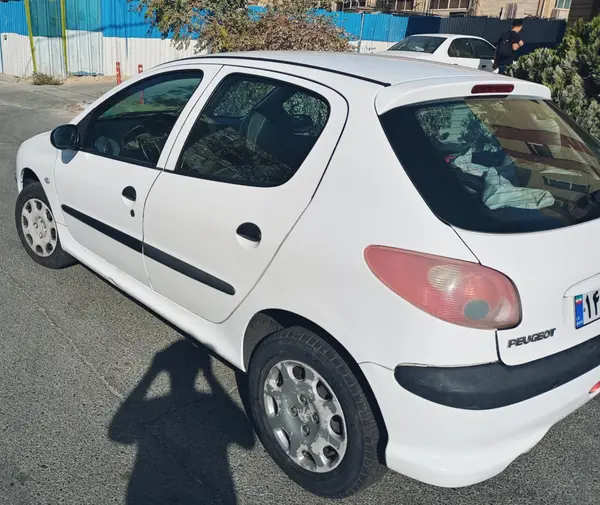 پژو 206 تیپ 2 - 1396