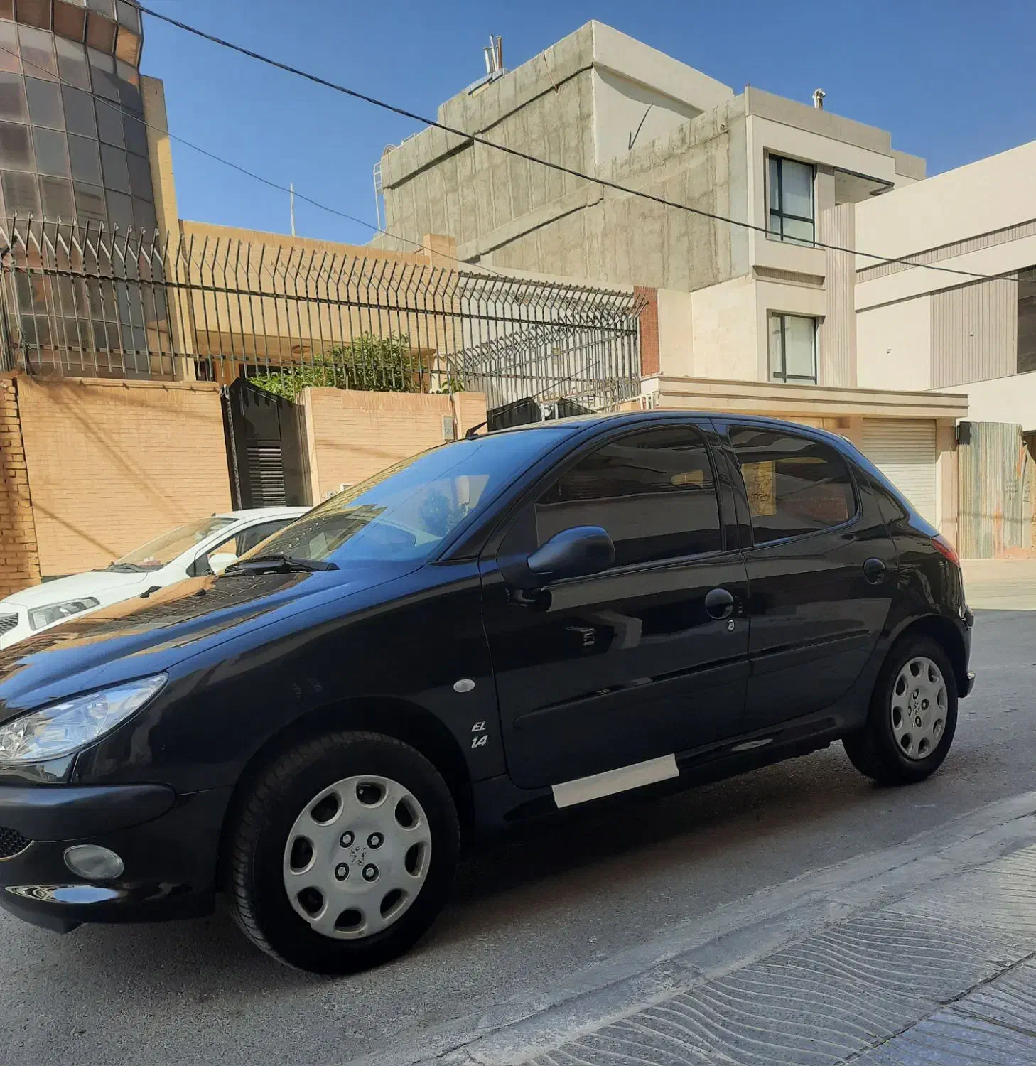 پژو 206 تیپ 2 - 1400