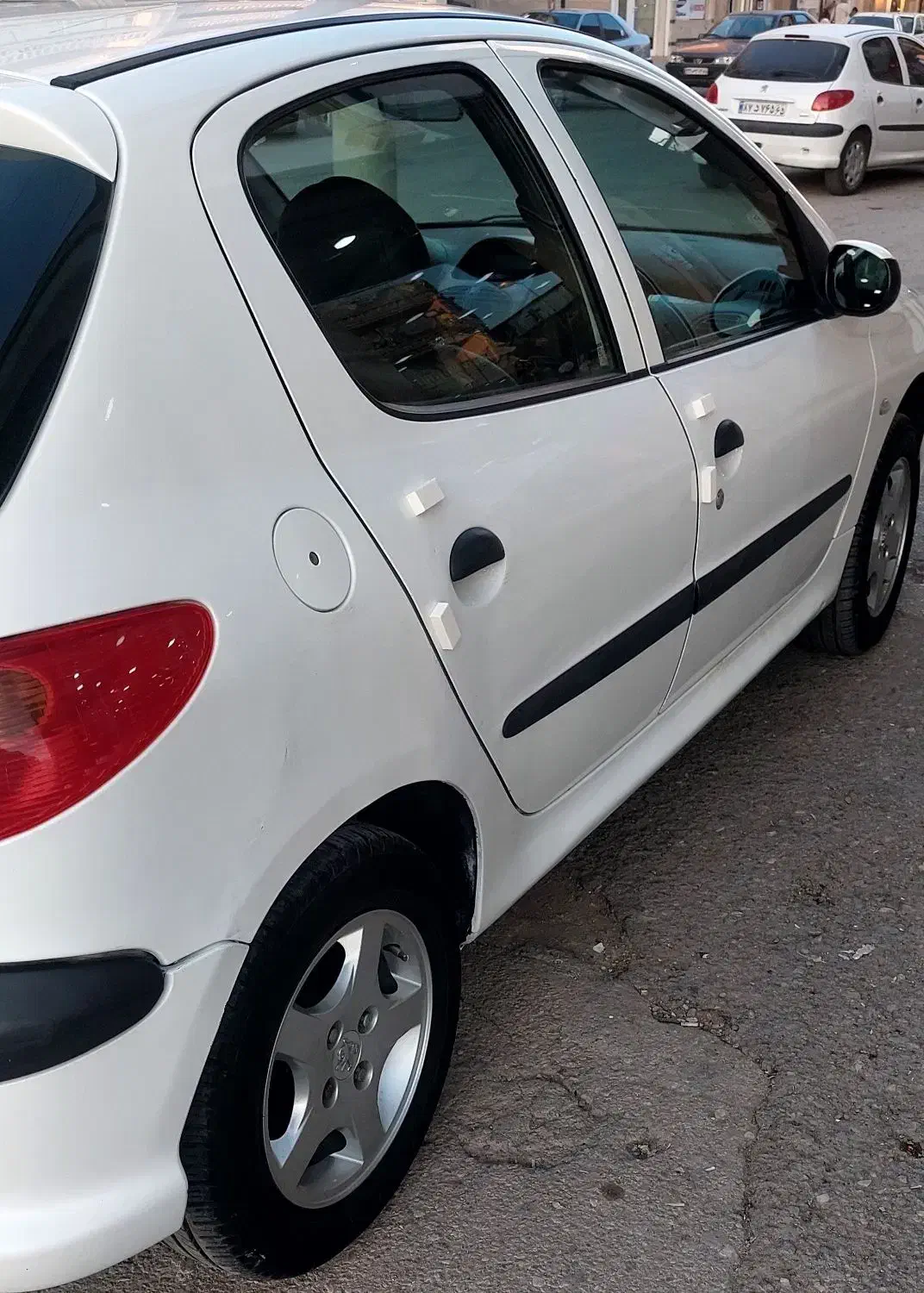 پژو 206 تیپ 3 - 1395