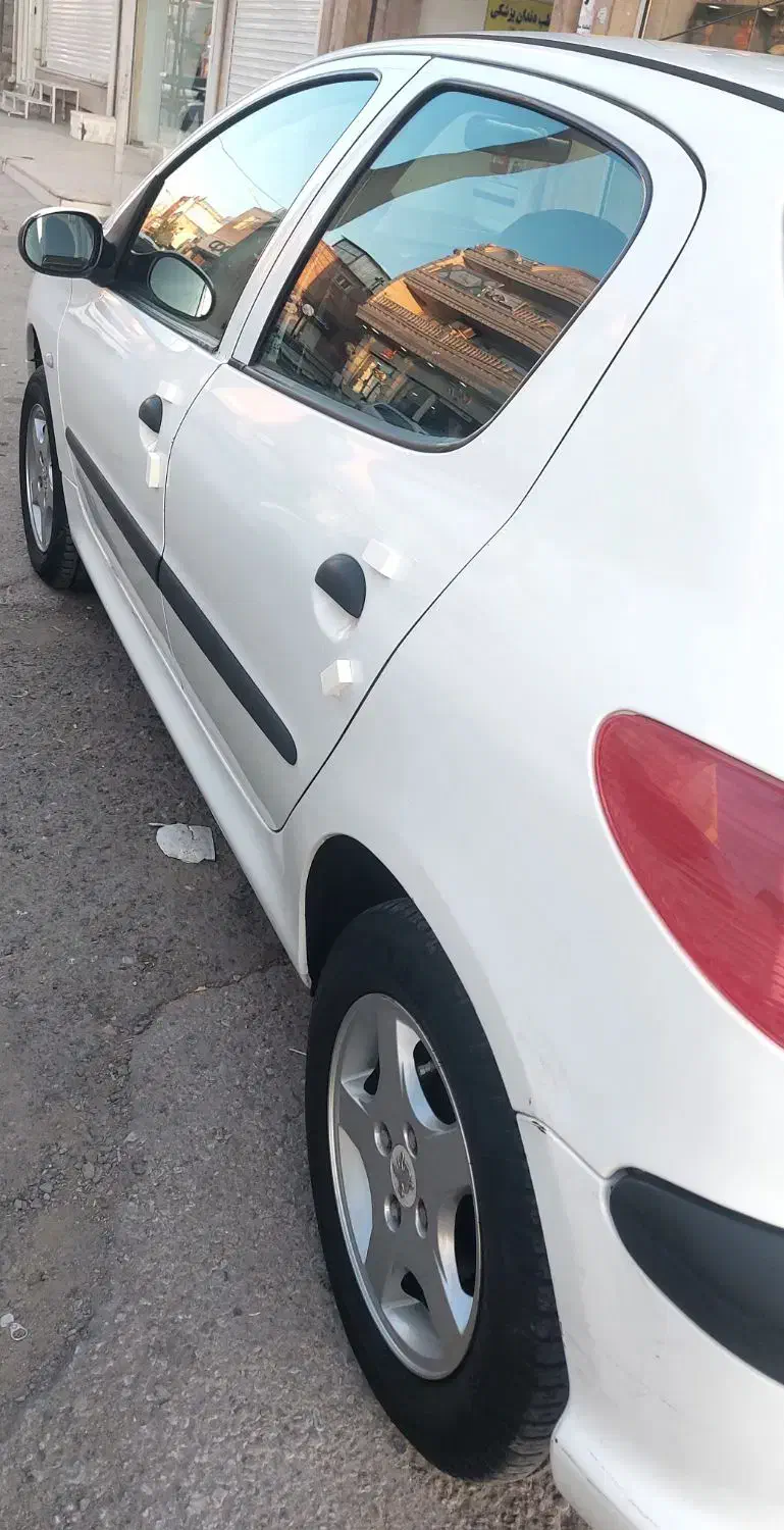 پژو 206 تیپ 3 - 1395