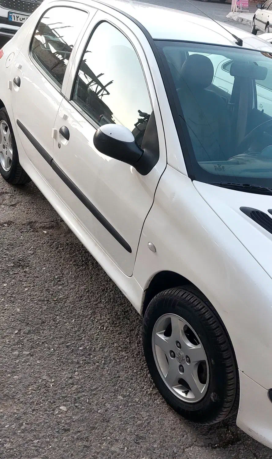 پژو 206 تیپ 3 - 1395