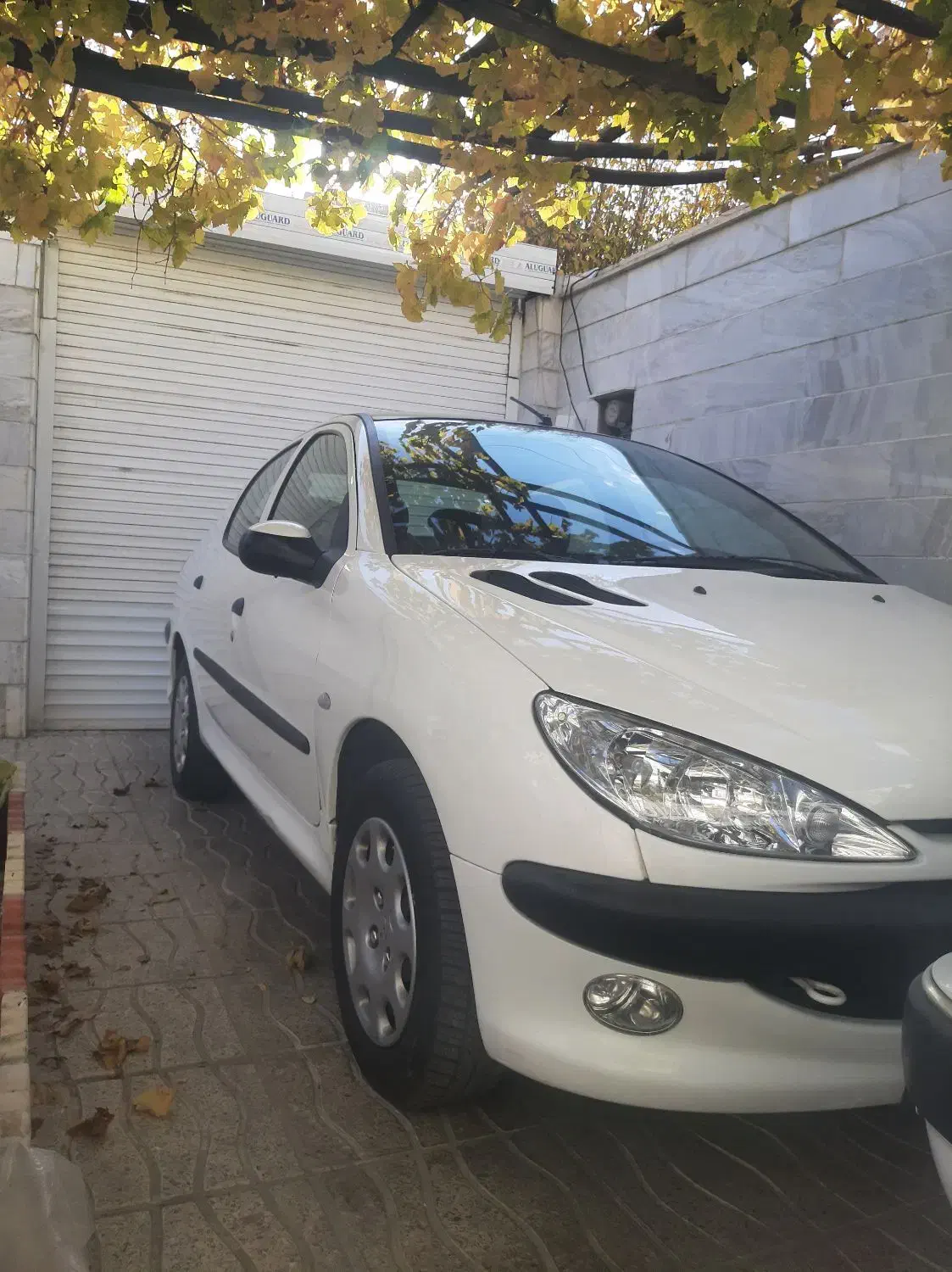 پژو ۲۰۶ صندوق دار v8 - 1395