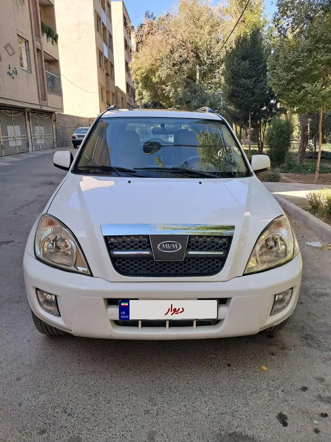 ام وی ام X33 دنده‌ای ساده - 1393