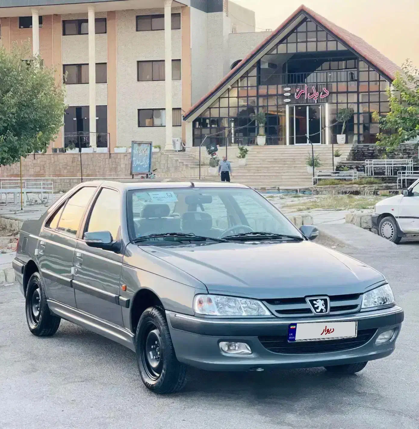 پژو پارس سال - 1389