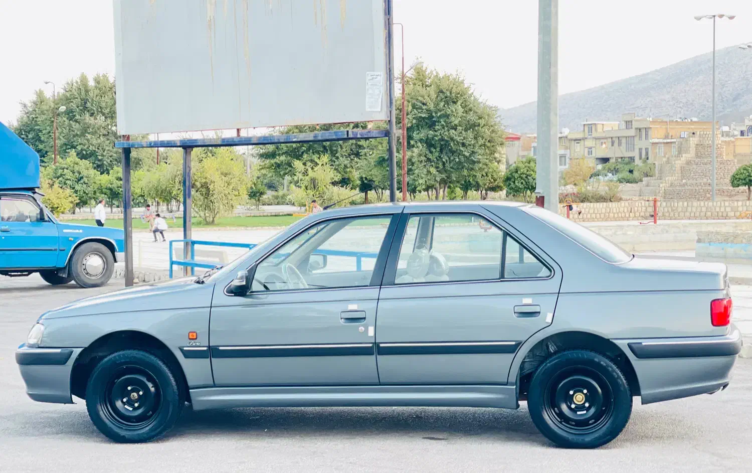 پژو پارس سال - 1389