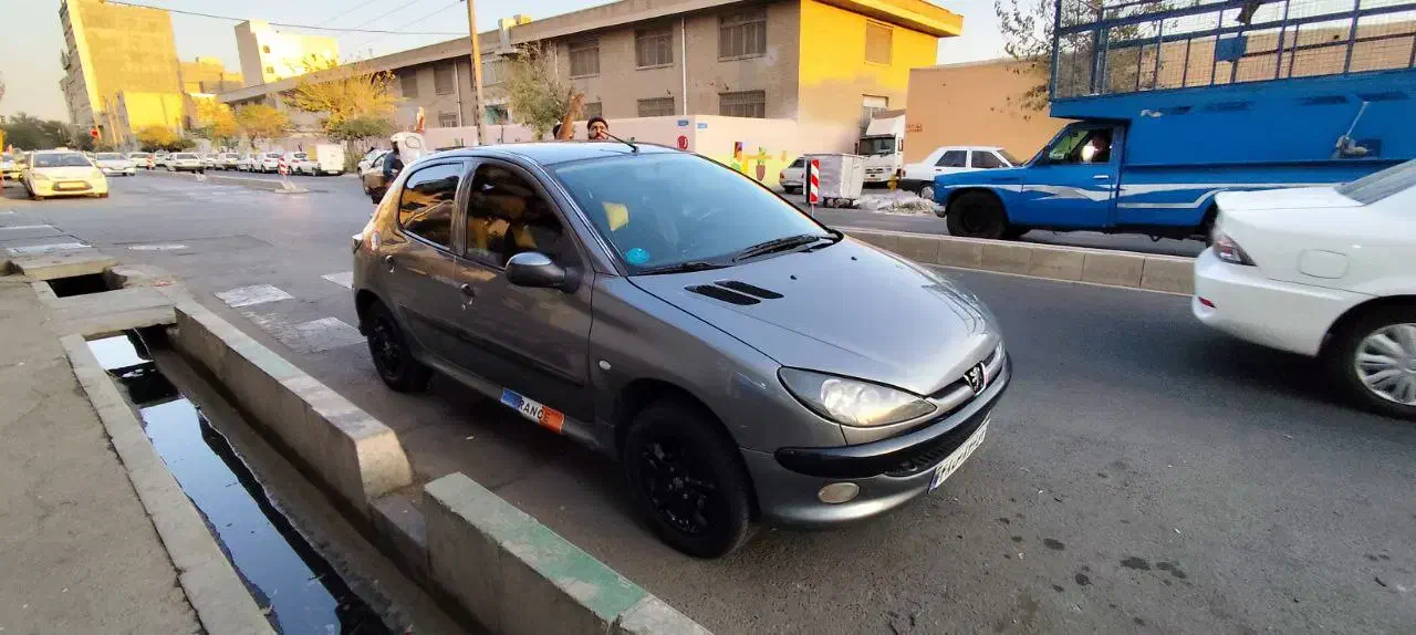 پژو 206 تیپ 2 - 1387