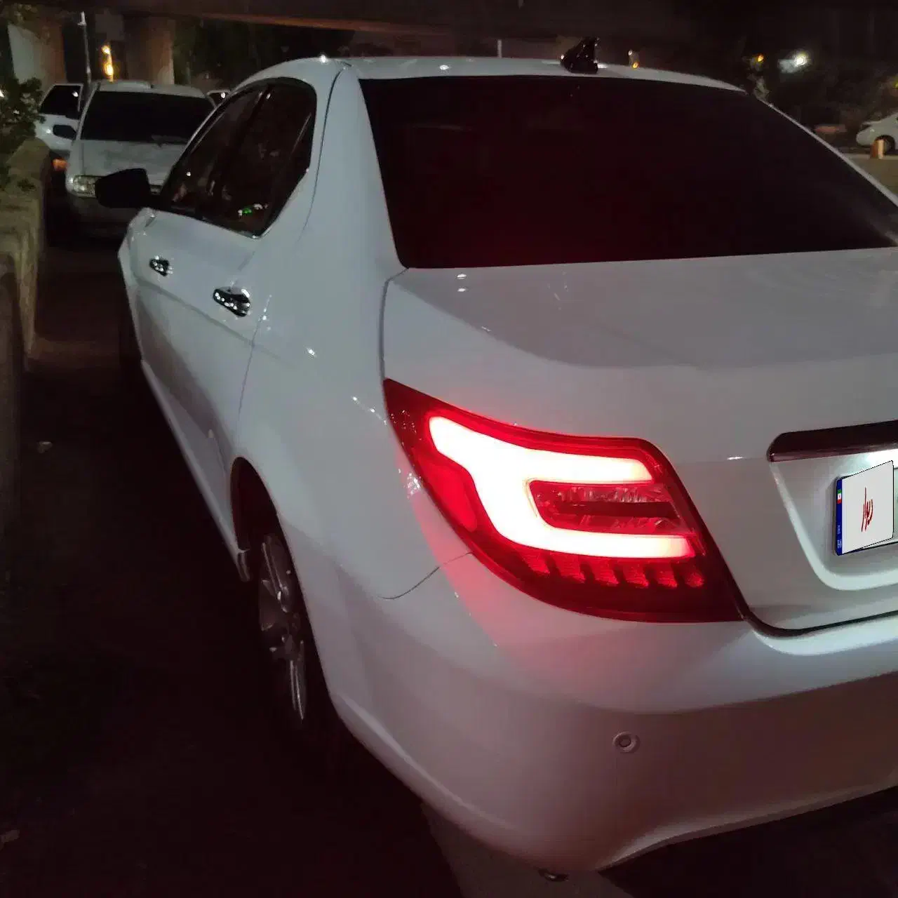 دنا پلاس ۵ دنده EF7 - 1403