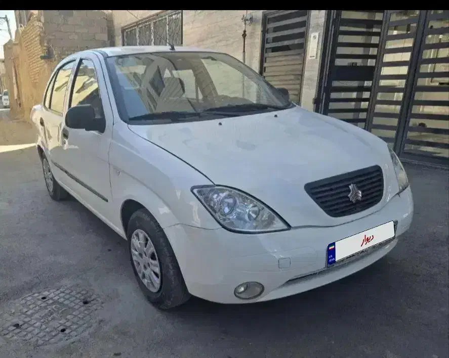 تیبا صندوق دار SL - 1394