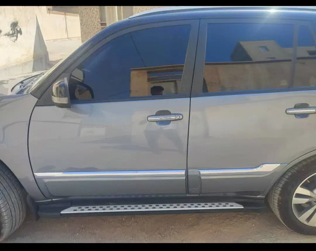 خودرو ام وی ام، X33 آگهی ann_20935932