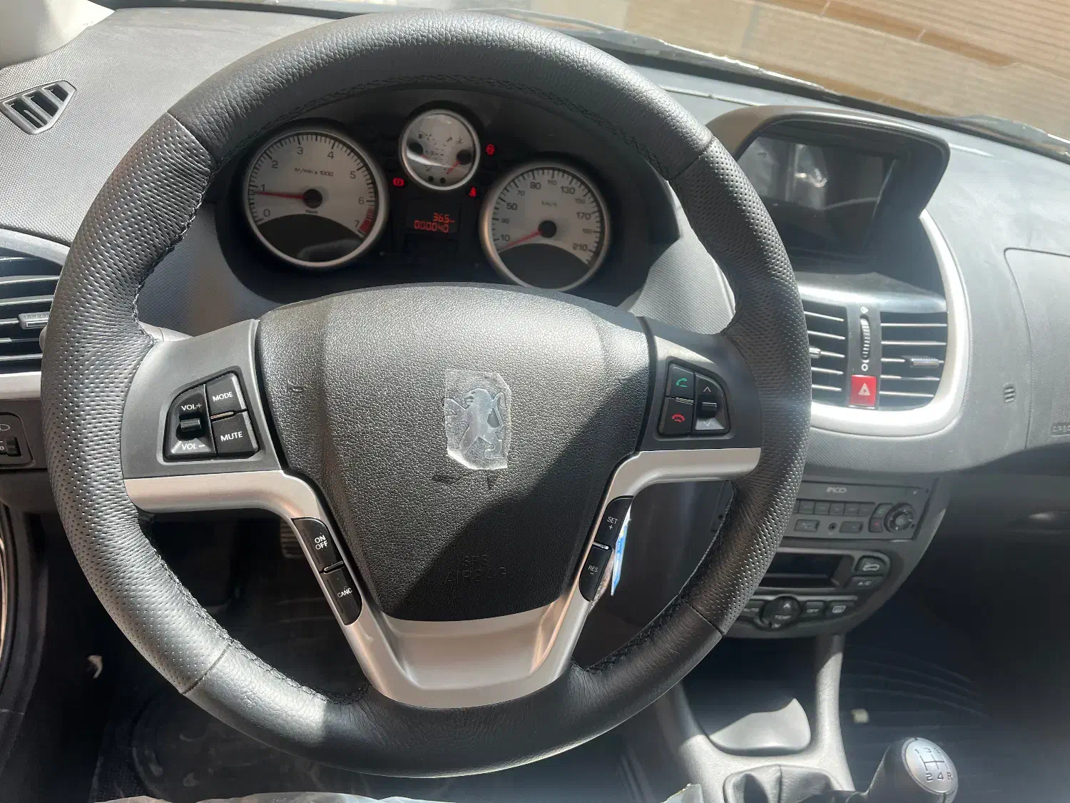 پژو 207 پانوراما دنده‌ای - 1404