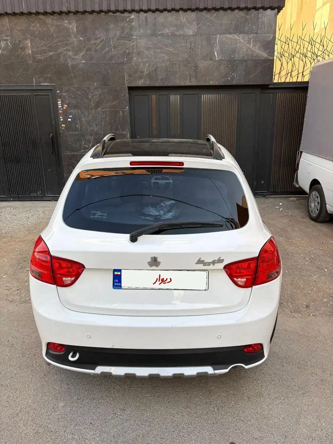 کوییک R دنده‌ای - 1403