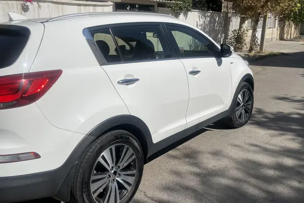 کیا اسپورتیج 4 سیلندر فول 2400cc - 2014