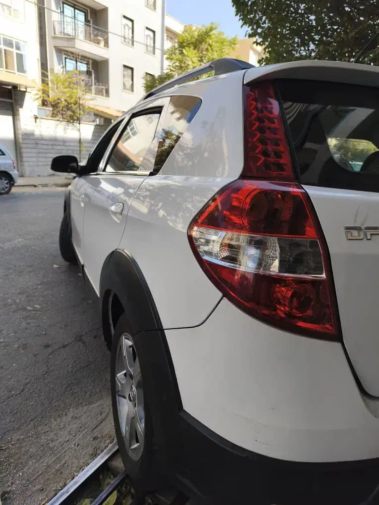 دانگ فنگ H30 کراس اتوماتیک - 1396