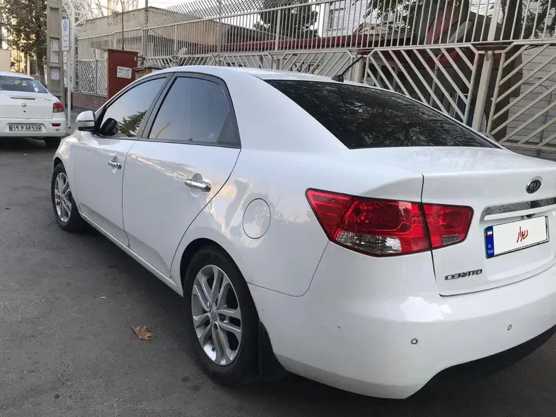 دنا پلاس تیپ ۲ سانروف ۴ ایربگ - 1403