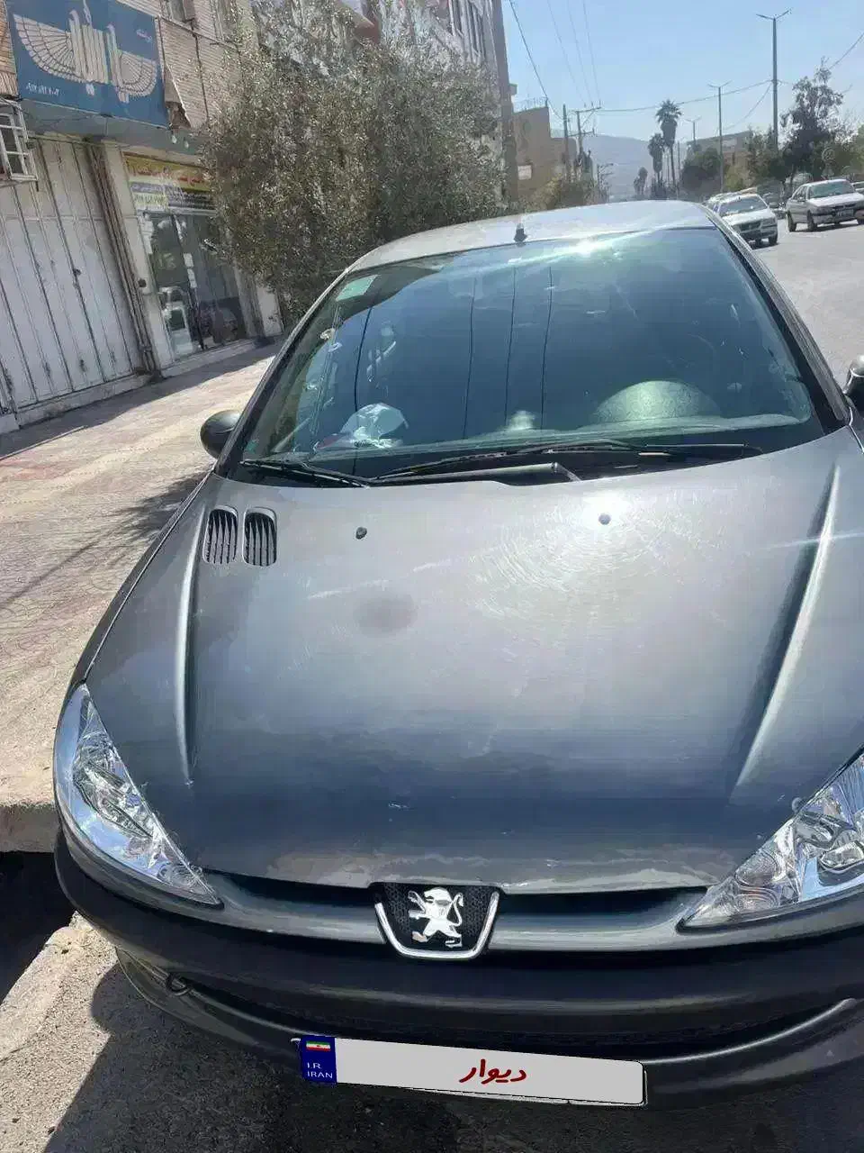 پژو ۲۰۶ صندوق دار v8 - 1393