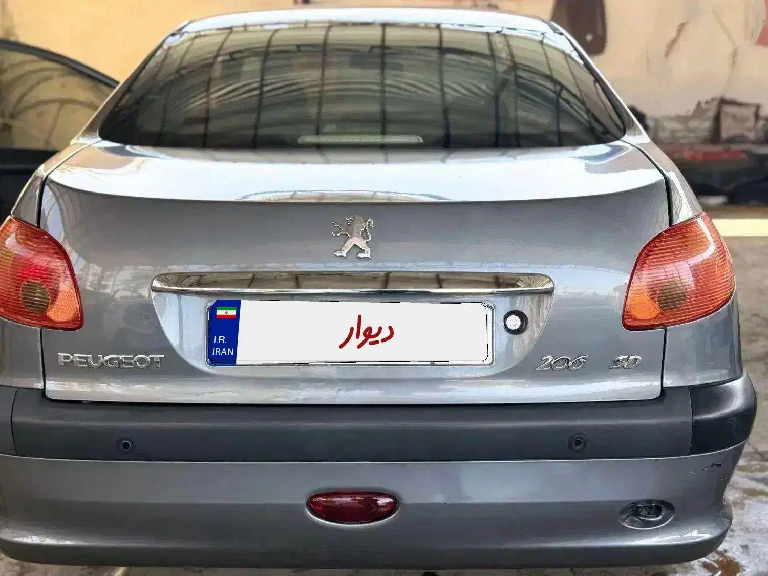 پژو ۲۰۶ صندوق دار v8 - 1393