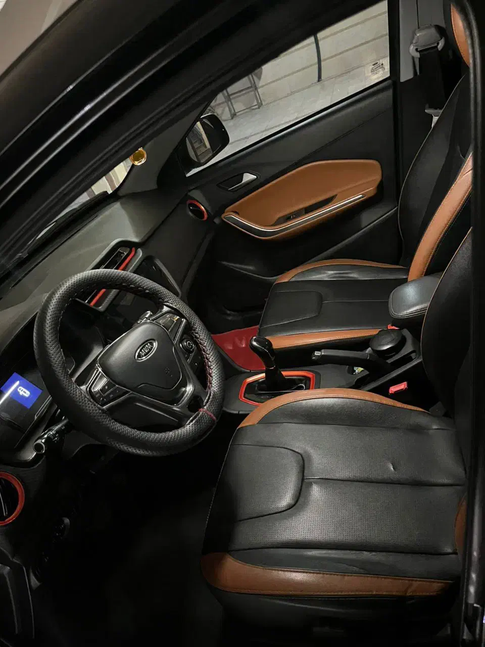 ام وی ام X22 اتوماتیک لاکچری - 1399